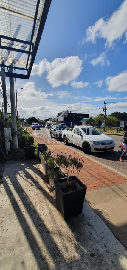 Local Comercial ID.1698 - La Barra (local y casa)