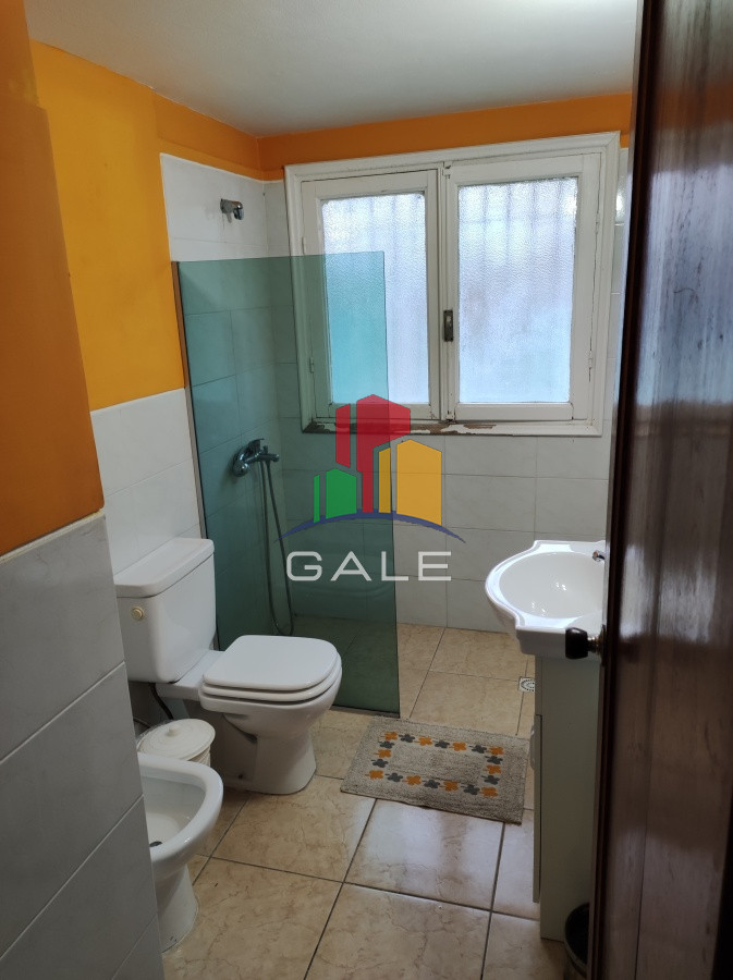Casa ID.230 - Punta del Este, área comercial Pda. 5