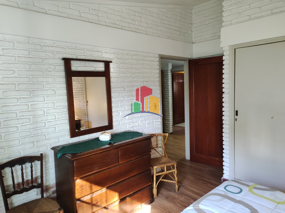 Casa ID.230 - Punta del Este, área comercial Pda. 5