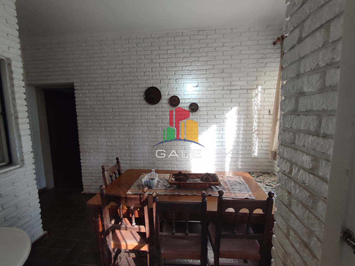 Casa ID.230 - Punta del Este, área comercial Pda. 5