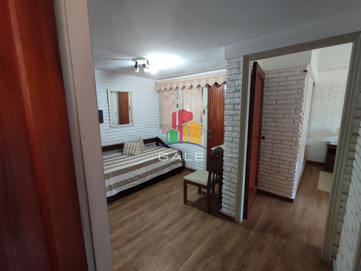 Casa ID.230 - Punta del Este, área comercial Pda. 5