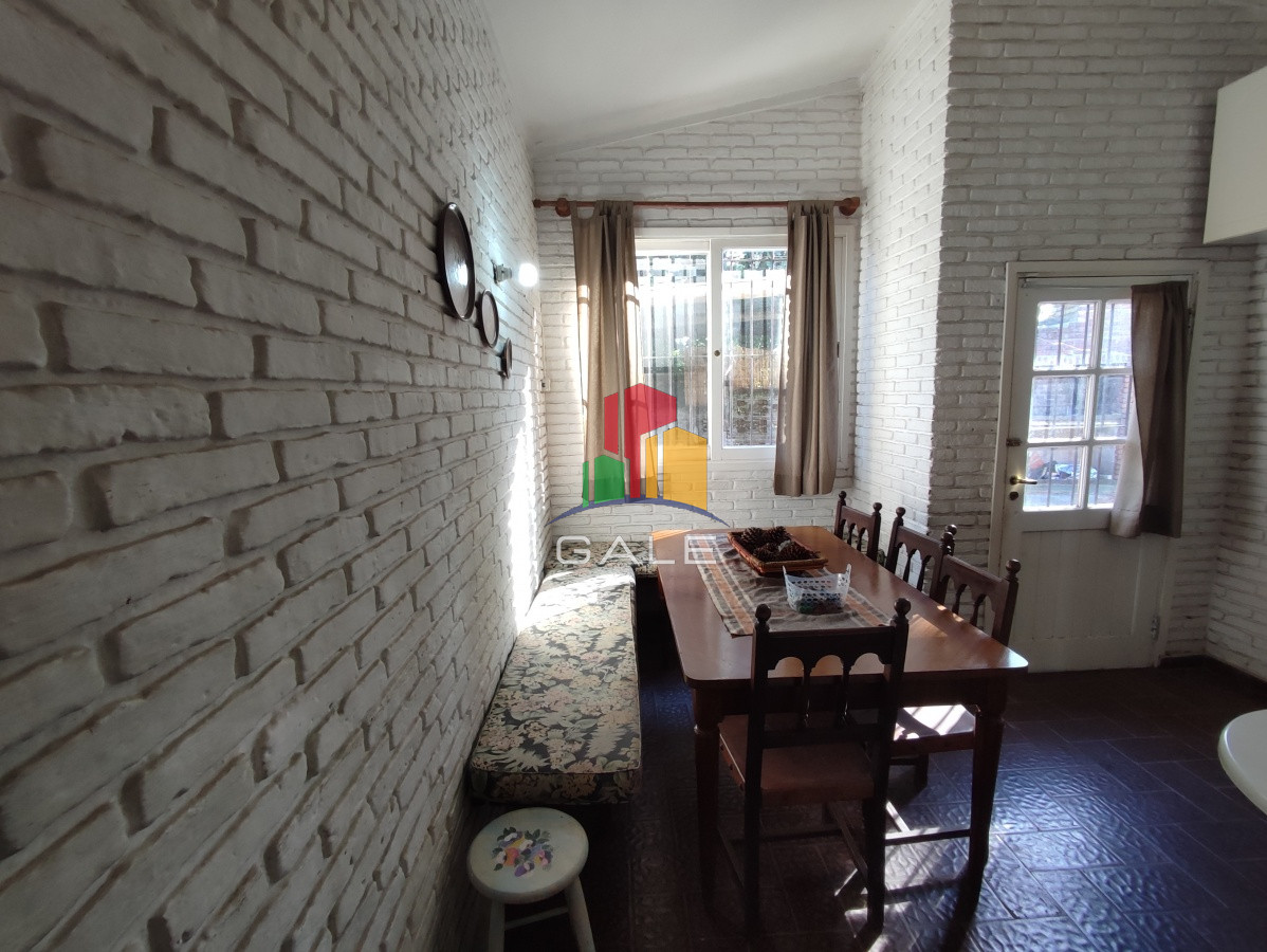 Casa ID.230 - Punta del Este, área comercial Pda. 5