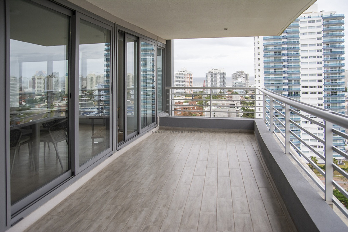 Apartamento ID.699 - Apartamento en venta en Punta del Este