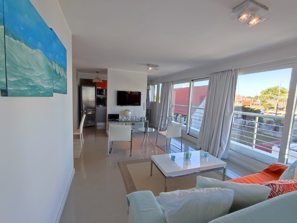 Apartamento ID.702 - Apartamento en venta en Punta Este 