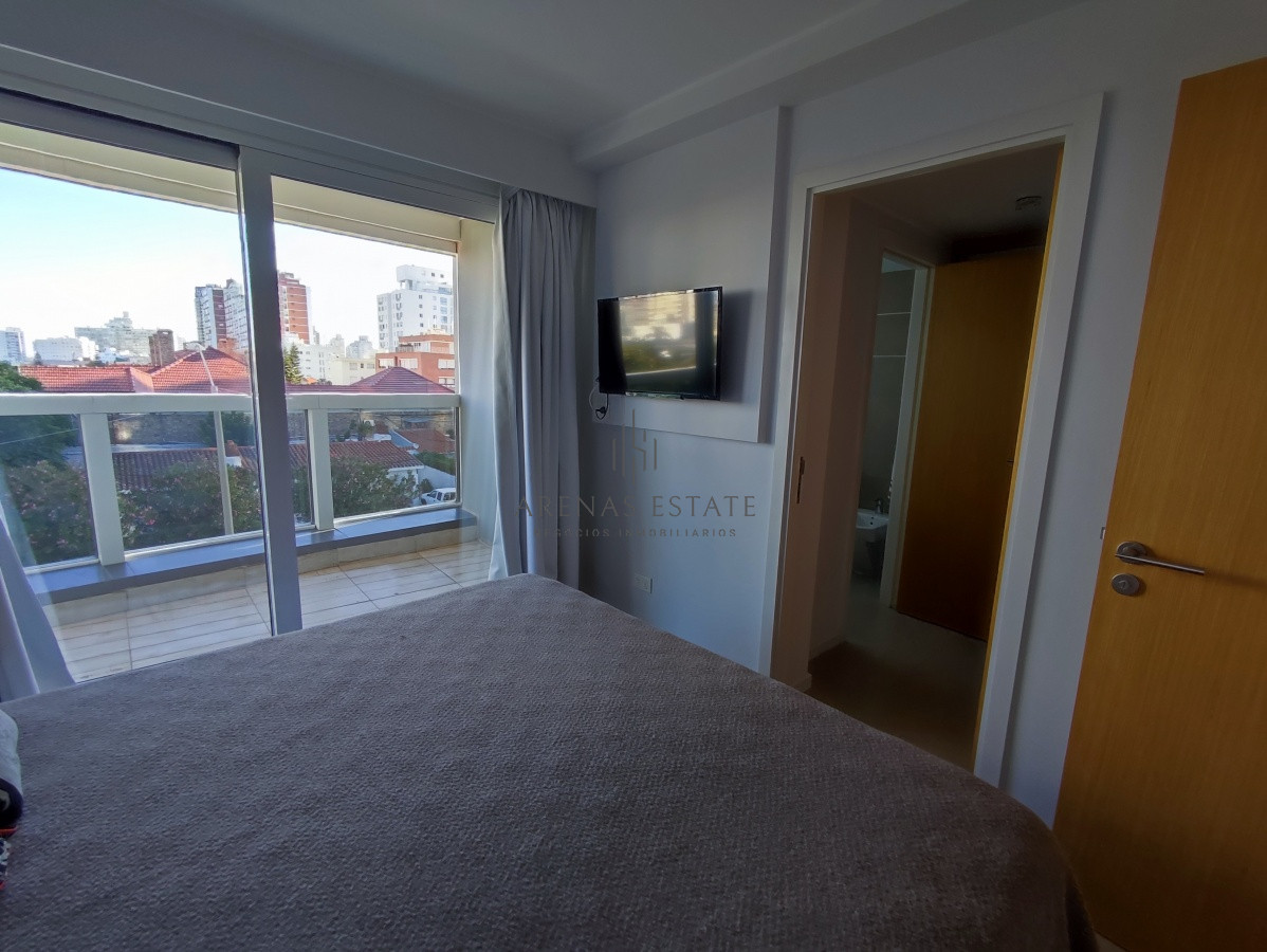 Apartamento ID.702 - Apartamento en venta en Punta Este 