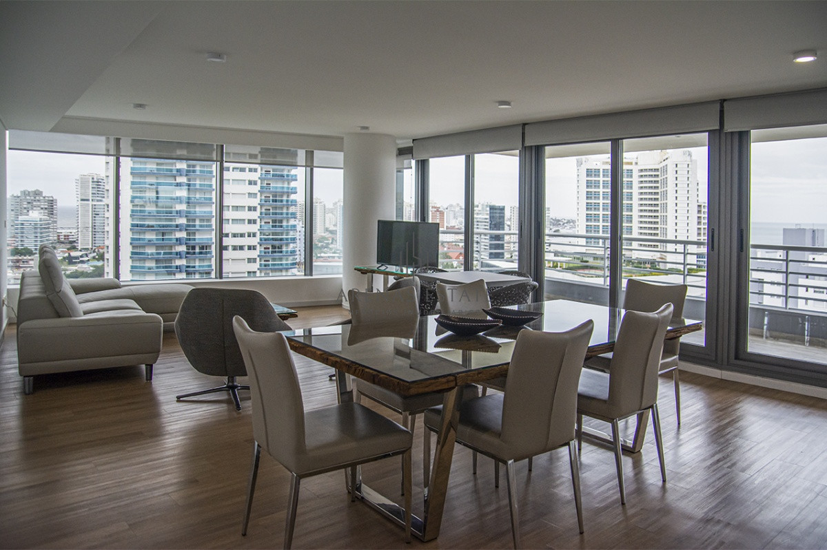 Apartamento ID.699 - Apartamento en venta en Punta del Este