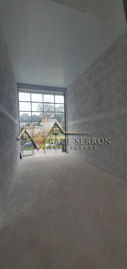 Local Comercial ID.2521 - ALQUILER ANUAL DE LOCAL COMERCIAL EN ROOSEVELT 