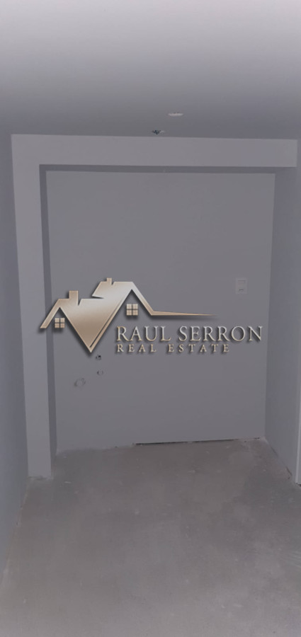 Local Comercial ID.2521 - ALQUILER ANUAL DE LOCAL COMERCIAL EN ROOSEVELT 
