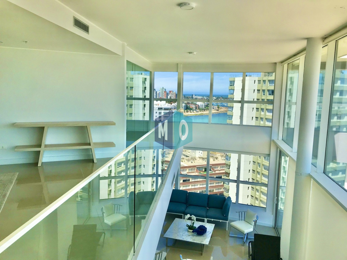 Apartamento ID.321 - Espectacular Pent House en Punta del Este