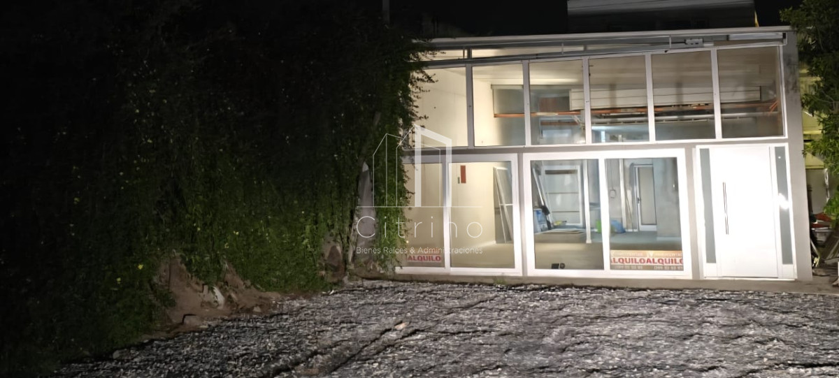 Local Comercial ID.2039 - Local Amplio en La Barra (frente a plaza con pista de skate)