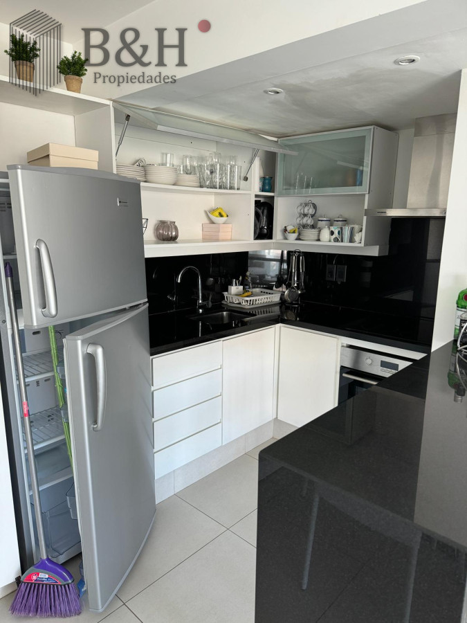 Apartamento ID.3619 - Alquiler apto en Peninsula