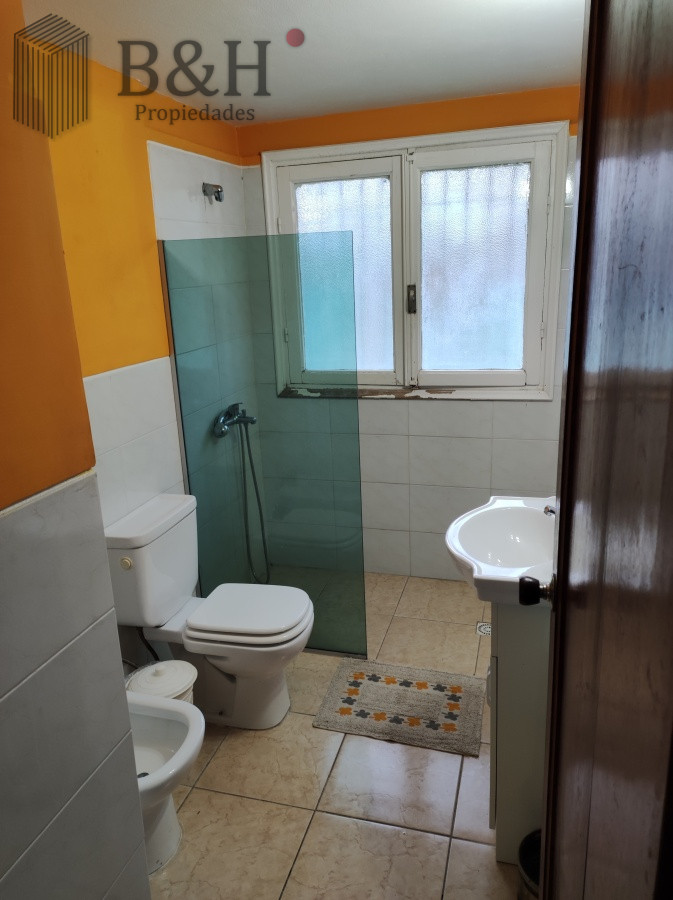Casa ID.736 - Punta del Este, área comercial Pda. 5