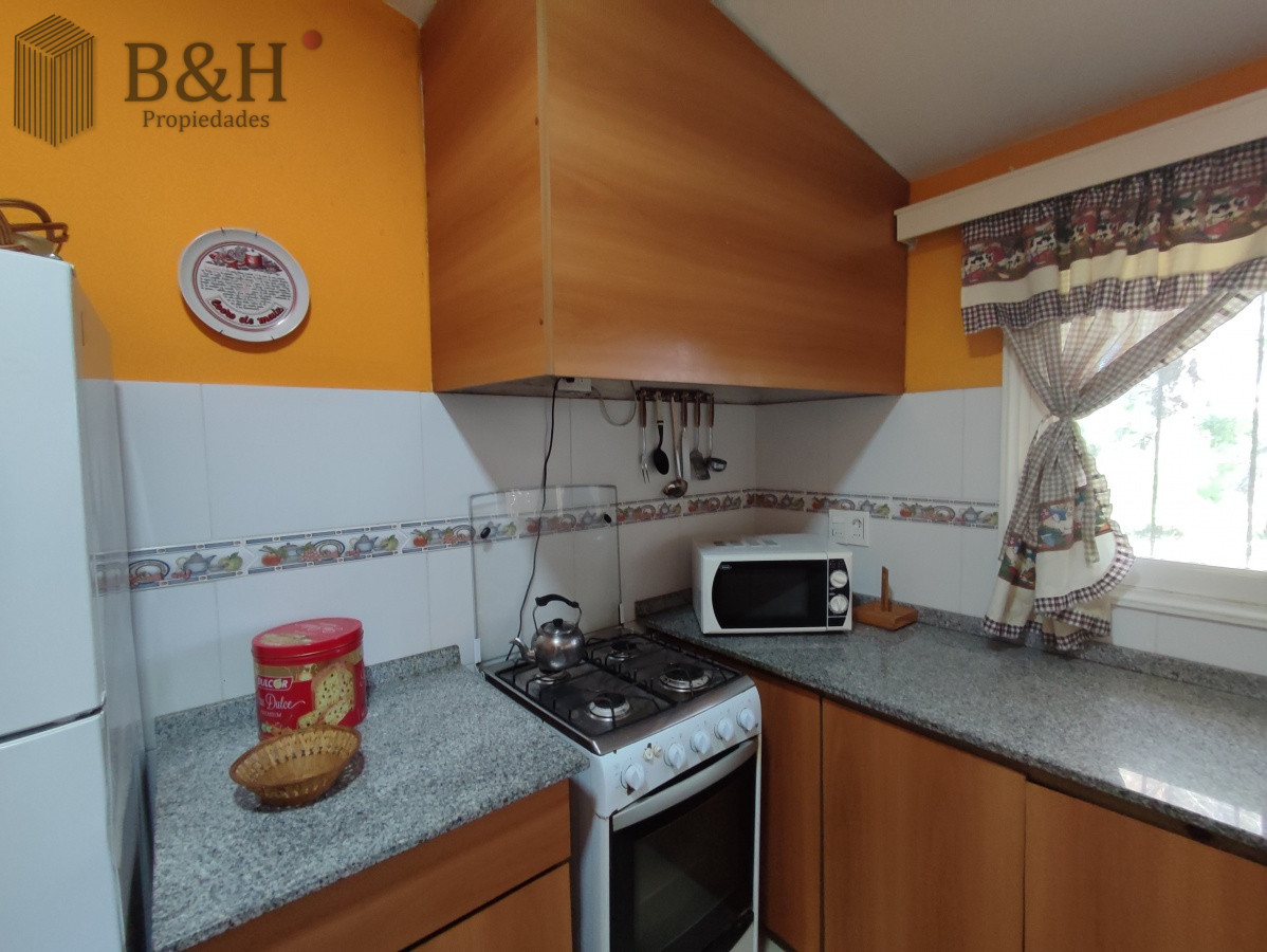 Casa ID.736 - Punta del Este, área comercial Pda. 5