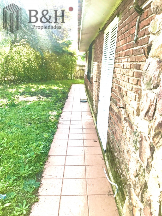 Casa ID.736 - Punta del Este, área comercial Pda. 5