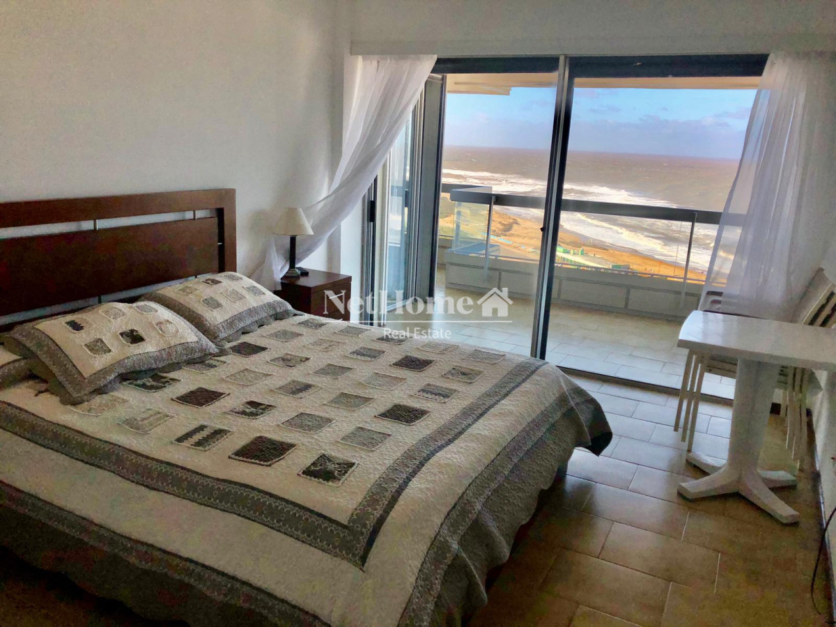 Apartamento ID.219 - Apartamento de 3 dormitorios con espectacular vista al mar.