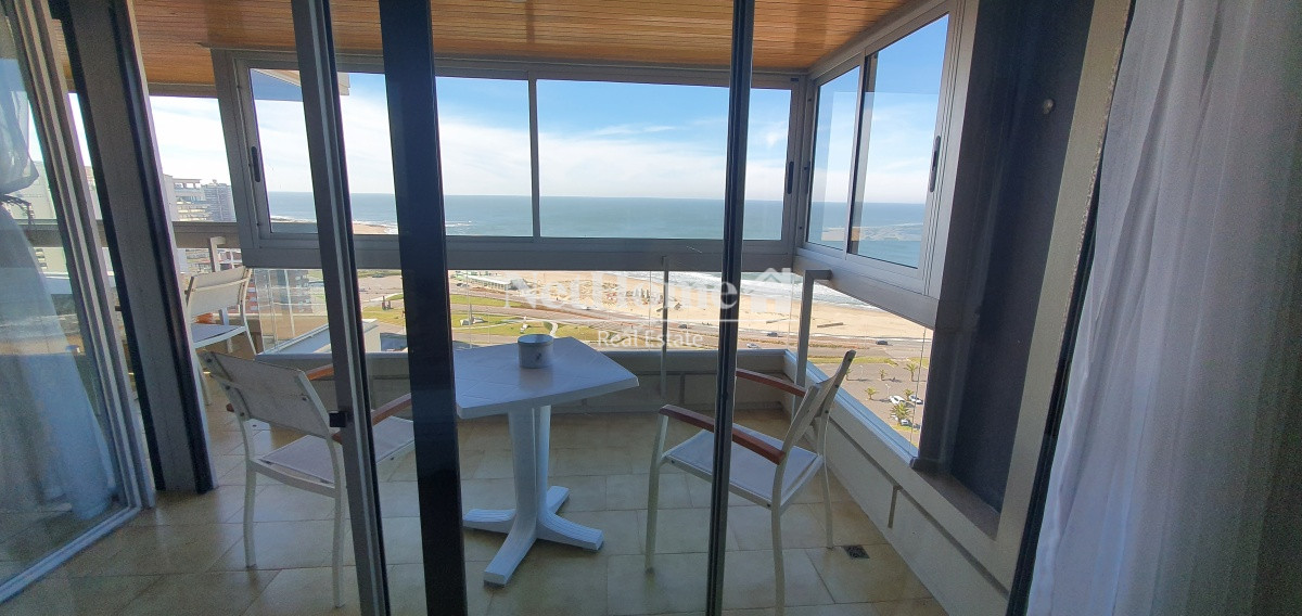 Apartamento ID.219 - Apartamento de 3 dormitorios con espectacular vista al mar.