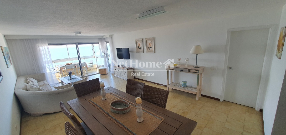 Apartamento ID.219 - Apartamento de 3 dormitorios con espectacular vista al mar.