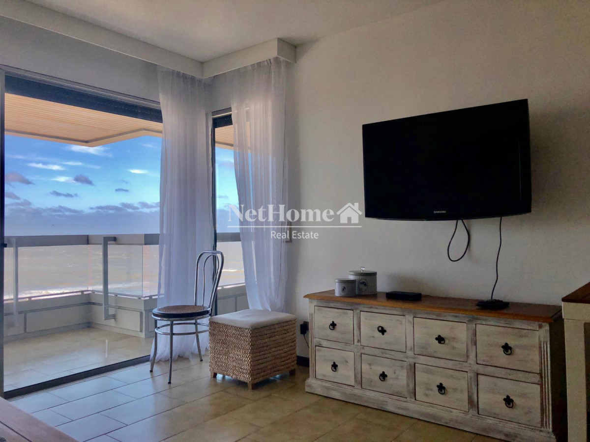 Apartamento ID.219 - Apartamento de 3 dormitorios con espectacular vista al mar.