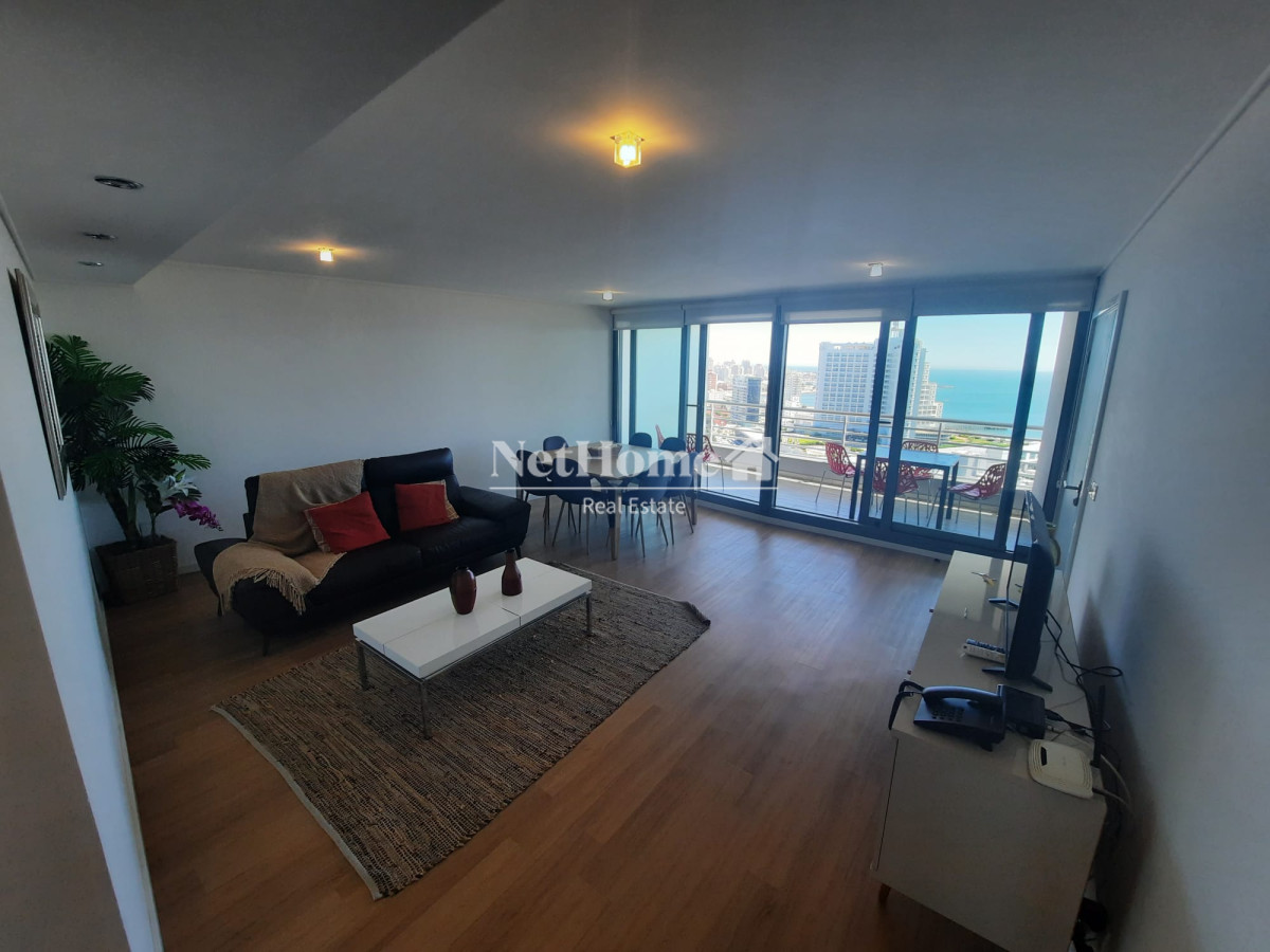 Apartamento ID.202 - Playa Mansa Apartamento 2 Suites Amenities Completos