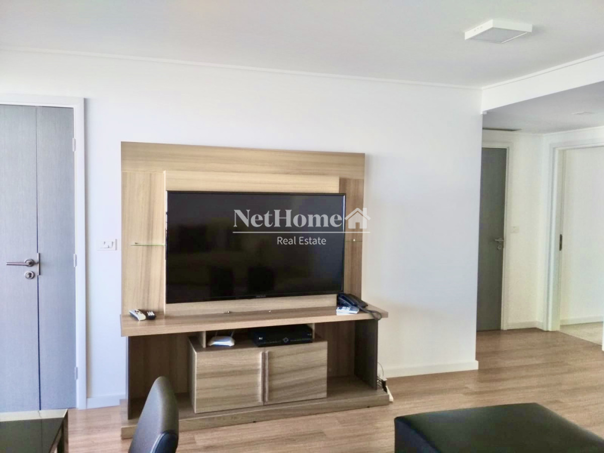Apartamento ID.225 - Playa Mansa Apartamento 2 Dormitorios  A metros del Mar.
