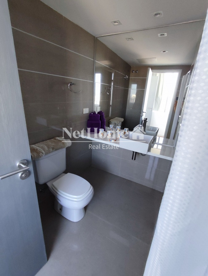 Apartamento ID.207 - Playa Mansa Penthouse Duplex 3 dormitorios en Suite Amenities completos