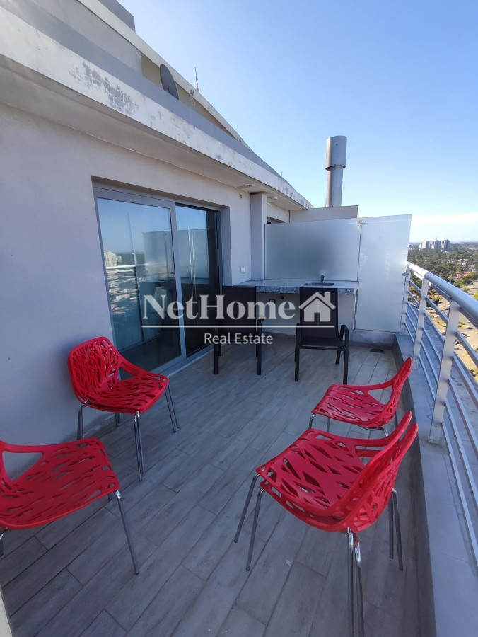 Apartamento ID.207 - Playa Mansa Penthouse Duplex 3 dormitorios en Suite Amenities completos