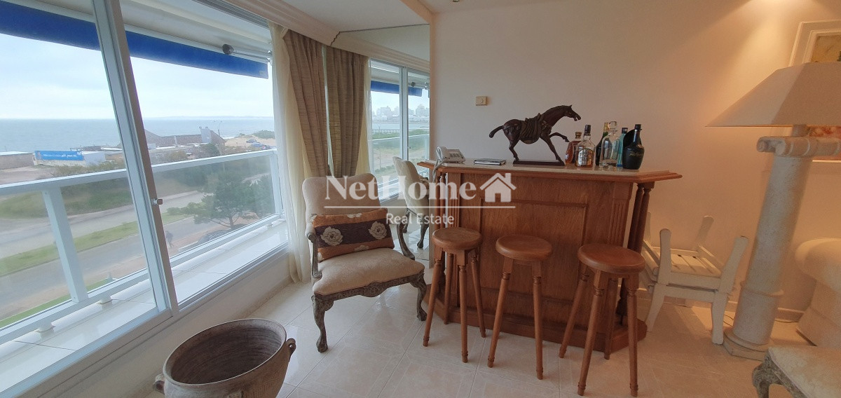 Apartamento ID.218 - Playa Mansa Apartamento de Lujo 3 Suites con Amenities Completos