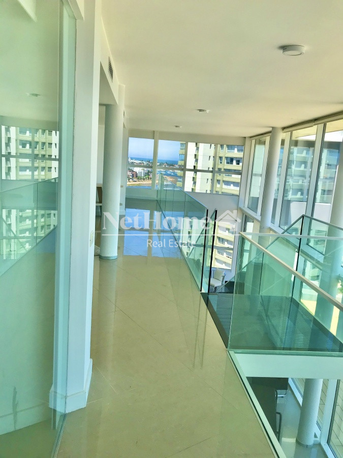 Apartamento ID.209 -  Chiverta Pent House Triplex 4 dormitorios + Dependencia de servicio y Vista  360 Grados