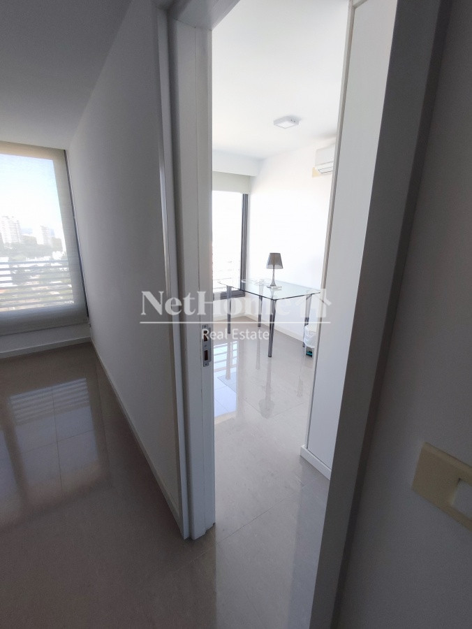 Apartamento ID.207 - Playa Mansa Penthouse Duplex 3 dormitorios en Suite Amenities completos