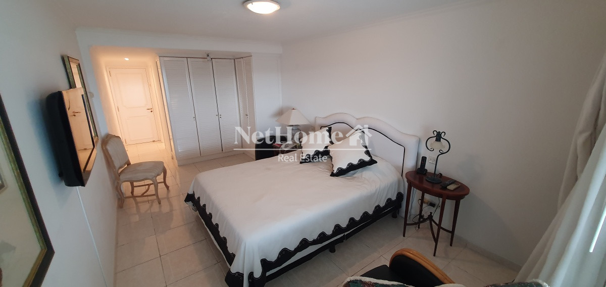 Apartamento ID.218 - Playa Mansa Apartamento de Lujo 3 Suites con Amenities Completos