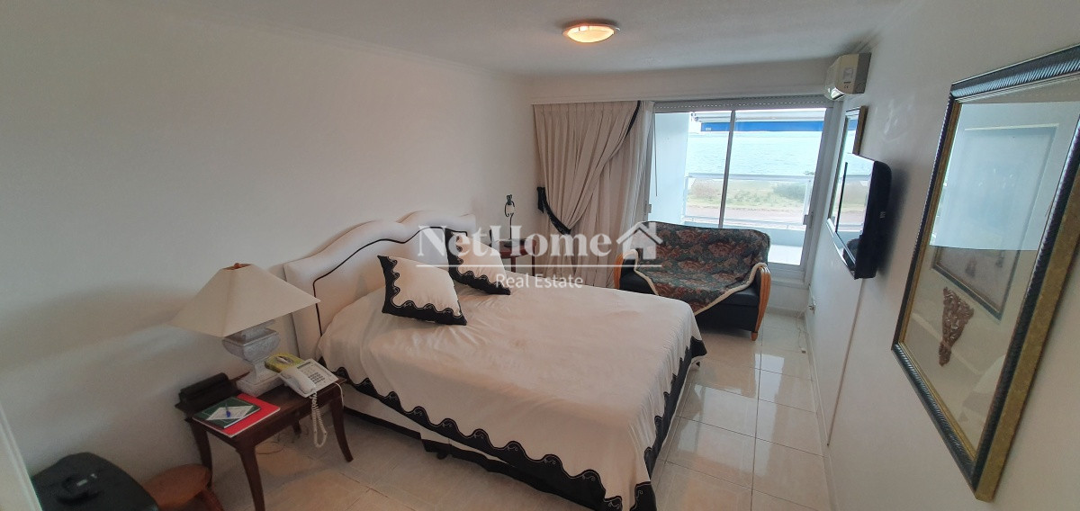 Apartamento ID.218 - Playa Mansa Apartamento de Lujo 3 Suites con Amenities Completos