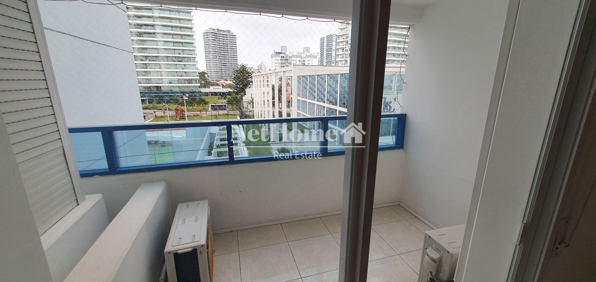 Apartamento ID.218 - Playa Mansa Apartamento de Lujo 3 Suites con Amenities Completos