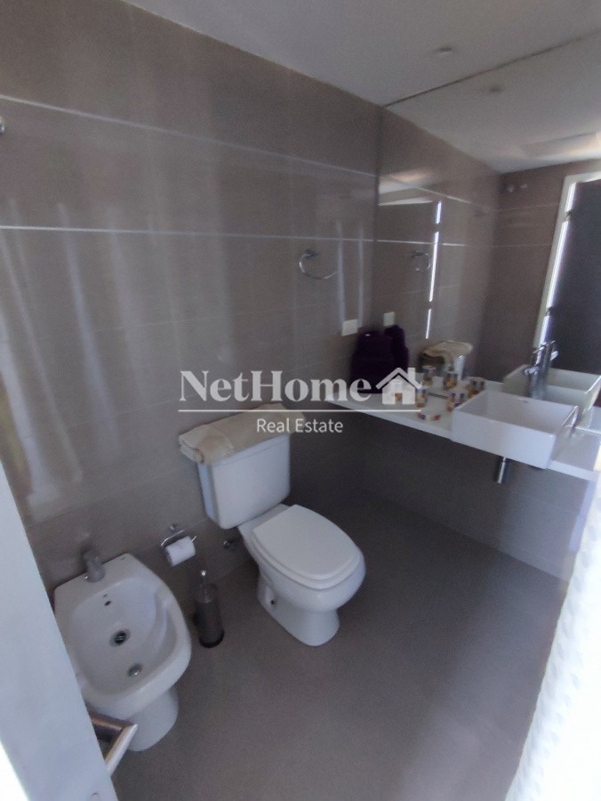 Apartamento ID.207 - Playa Mansa Penthouse Duplex 3 dormitorios en Suite Amenities completos