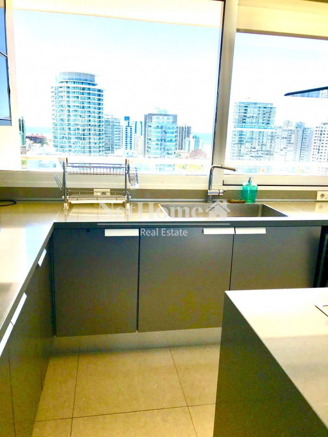 Apartamento ID.209 -  Chiverta Pent House Triplex 4 dormitorios + Dependencia de servicio y Vista  360 Grados
