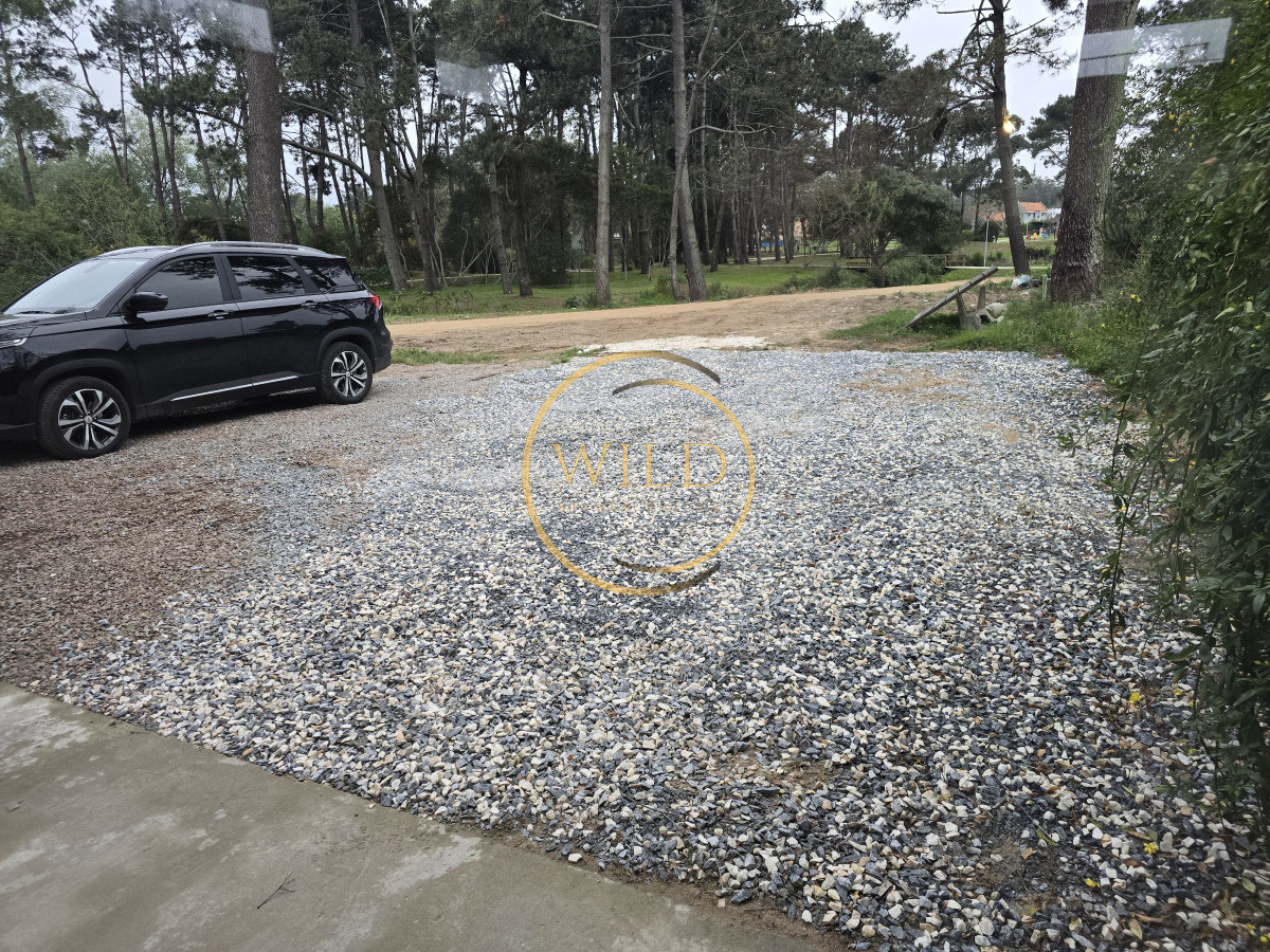 Local Comercial ID.2496 - Local Amplio en La Barra (frente a plaza con pista de skate)