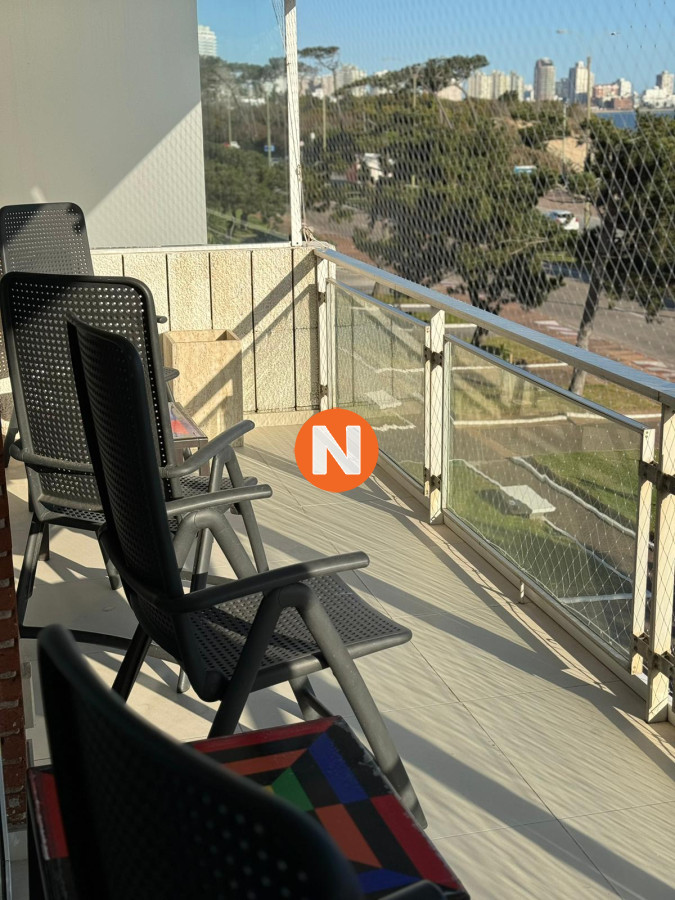 Apartamento Ref.218902 - Apartamento en venta, pda. 9 frente al mar, mansa, Punta del Este