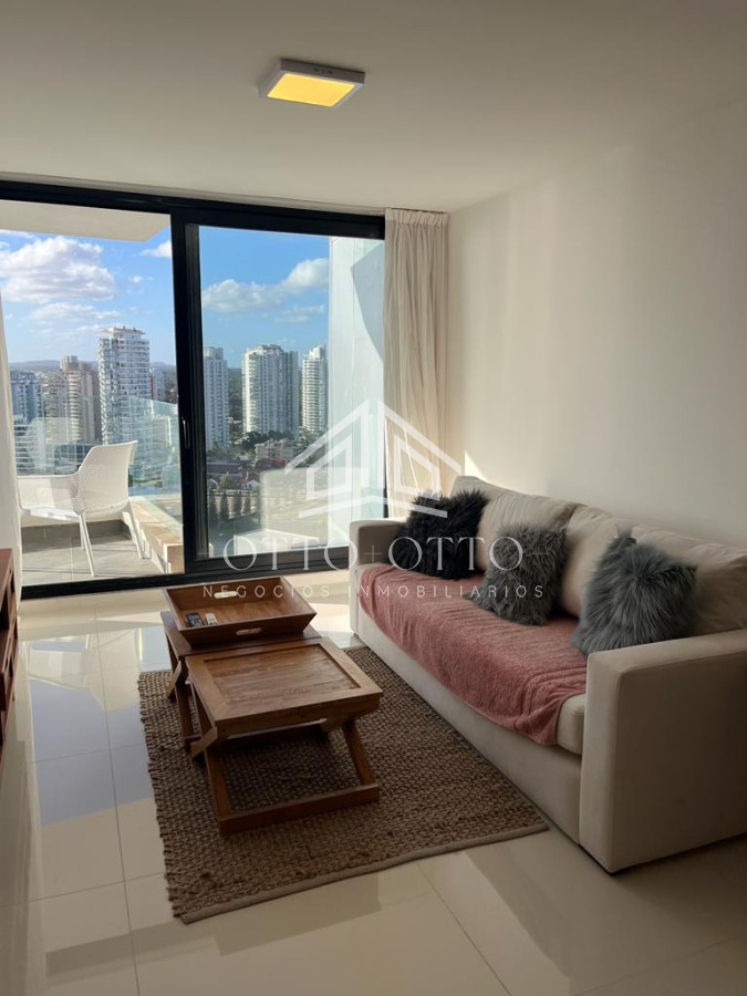 Apartamento ID.28506 - Artower de 2 dormitorios en piso alto en venta! 