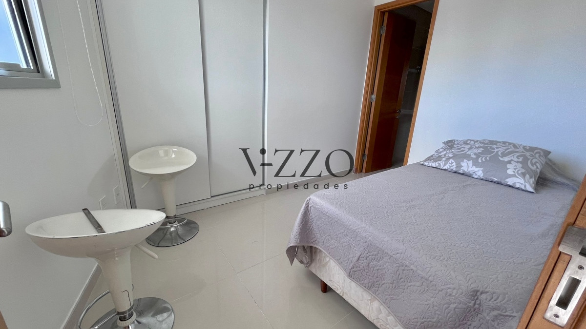 Apartamento ID.632/Apartamento-de-3-dormitorios-en-venta-en-primeras-paradas-de-playa-mansa - Apartamento de 3 dormitorios en venta en primeras paradas de playa mansa