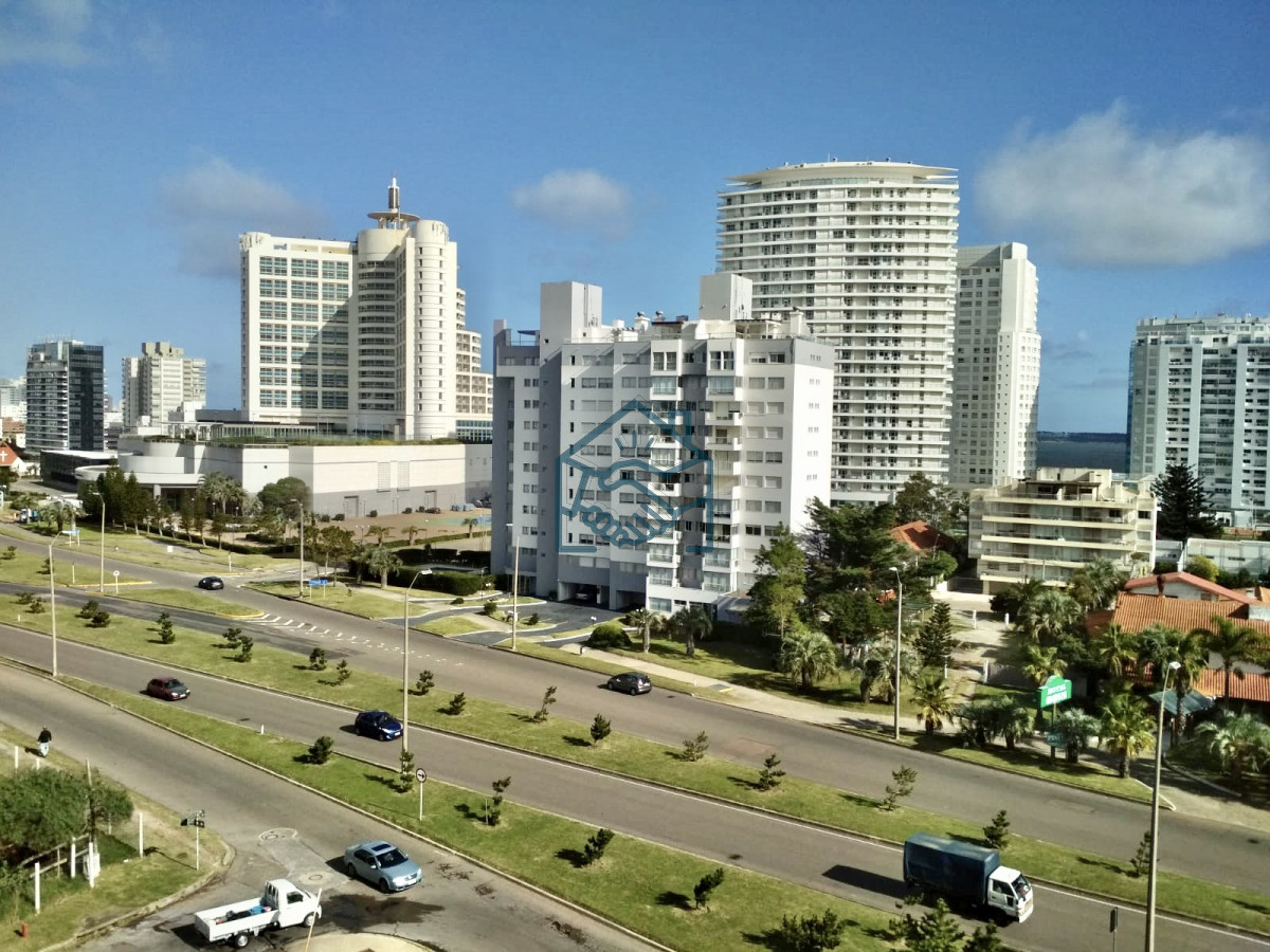 Apartamento ID.879/Venta-Mansa- - Venta Mansa 