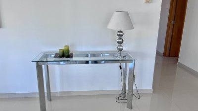 Apartamento ID.632/Apartamento-de-3-dormitorios-en-venta-en-primeras-paradas-de-playa-mansa - Apartamento de 3 dormitorios en venta en primeras paradas de playa mansa