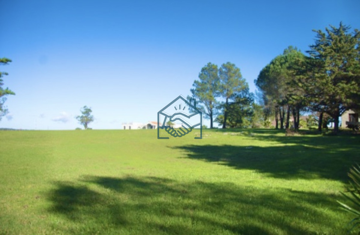 Chacra ID.462/Chacra-importante-en-R.-39-con-700-m2.-construidos - Chacra importante en R. 39 con 700 m2. construidos
