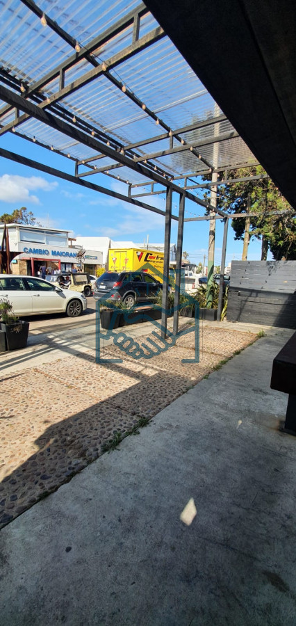 Local Comercial ID.463/La-Barra-(local-y-casa) - La Barra (local y casa)