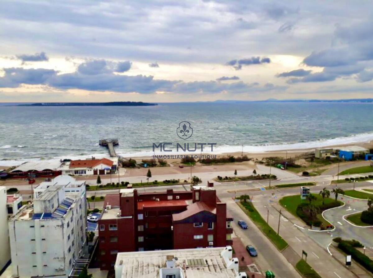 Apartamento Ref.586/ - Venta/Alquiler. Zona mansa