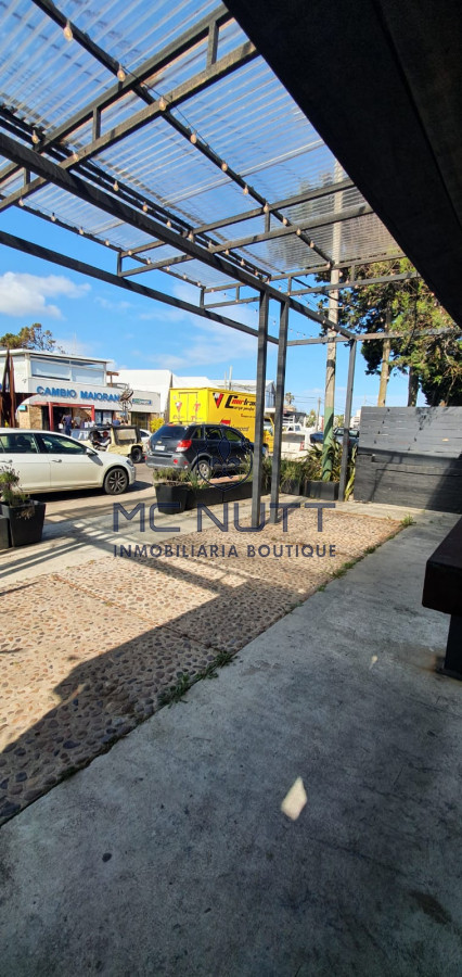 Local Comercial ID.576/ - La Barra (local y casa)