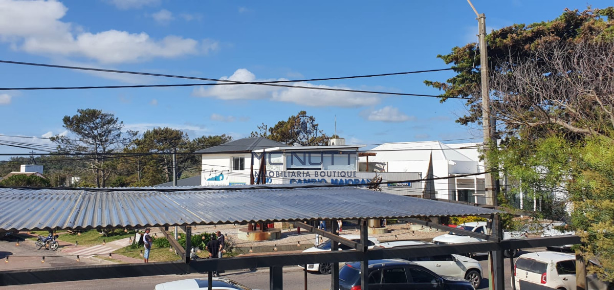 Local Comercial ID.576/ - La Barra (local y casa)