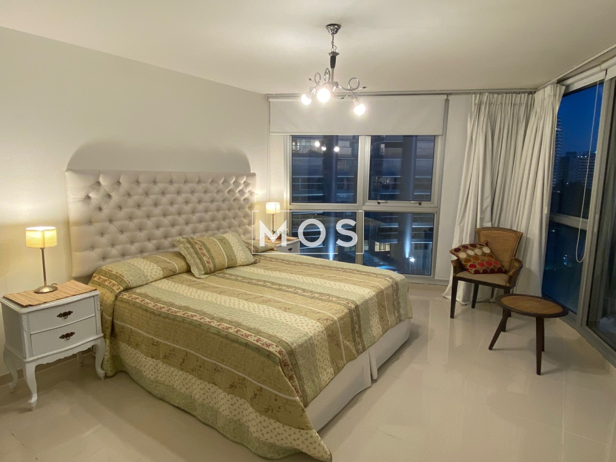 Apartamento ID.2677 - Apartamento de 3 dormitorios en venta en primeras paradas de playa mansa