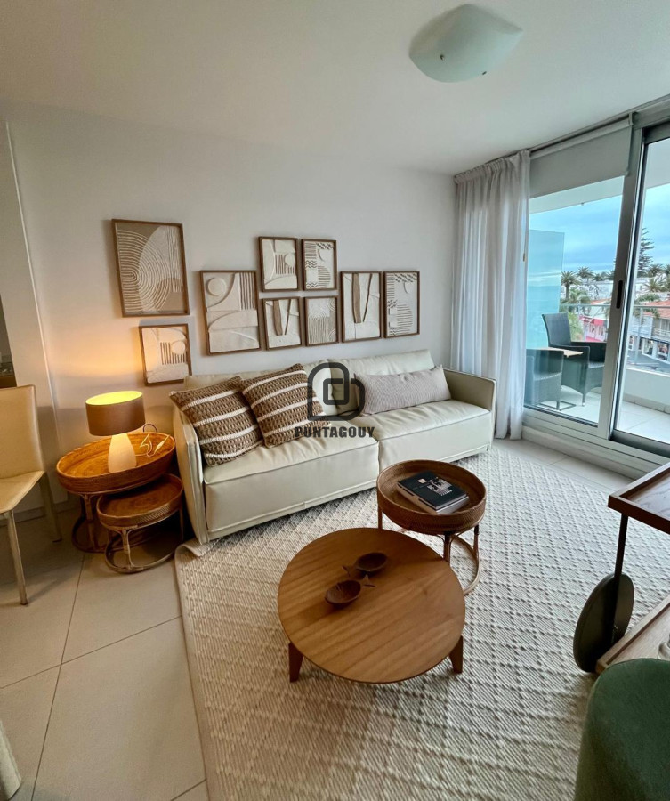 Apartamento ID.1636 - Alquiler en Peninsula a pasos del Puerto de Punta del este