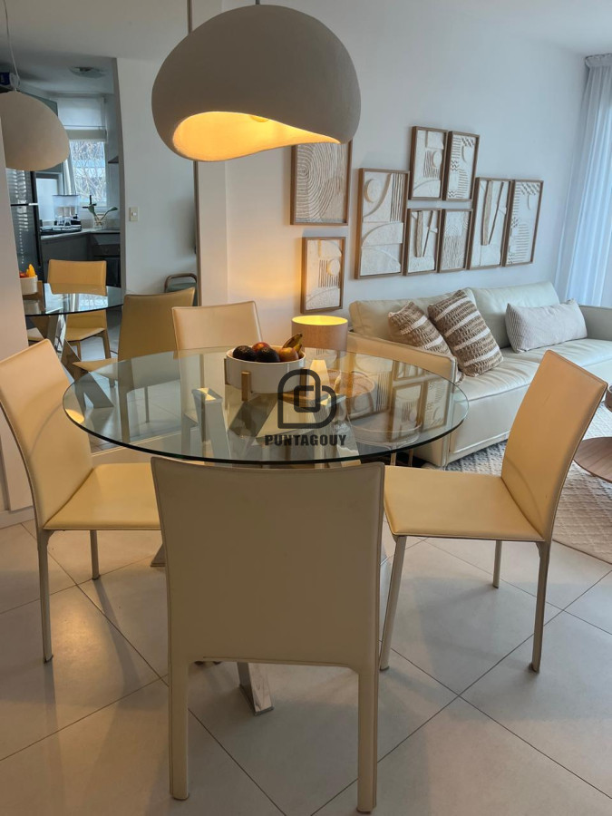 Apartamento ID.1636 - Alquiler en Peninsula a pasos del Puerto de Punta del este