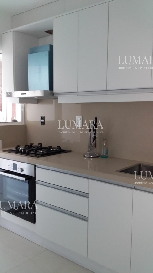 Apartamento ID.140 - Apartamento reciclado en venta en parada 9 de la mansa 