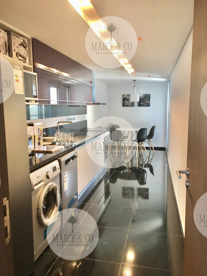 Apartamento ID.1164 - Brava- Hermosa unidad en piso alto